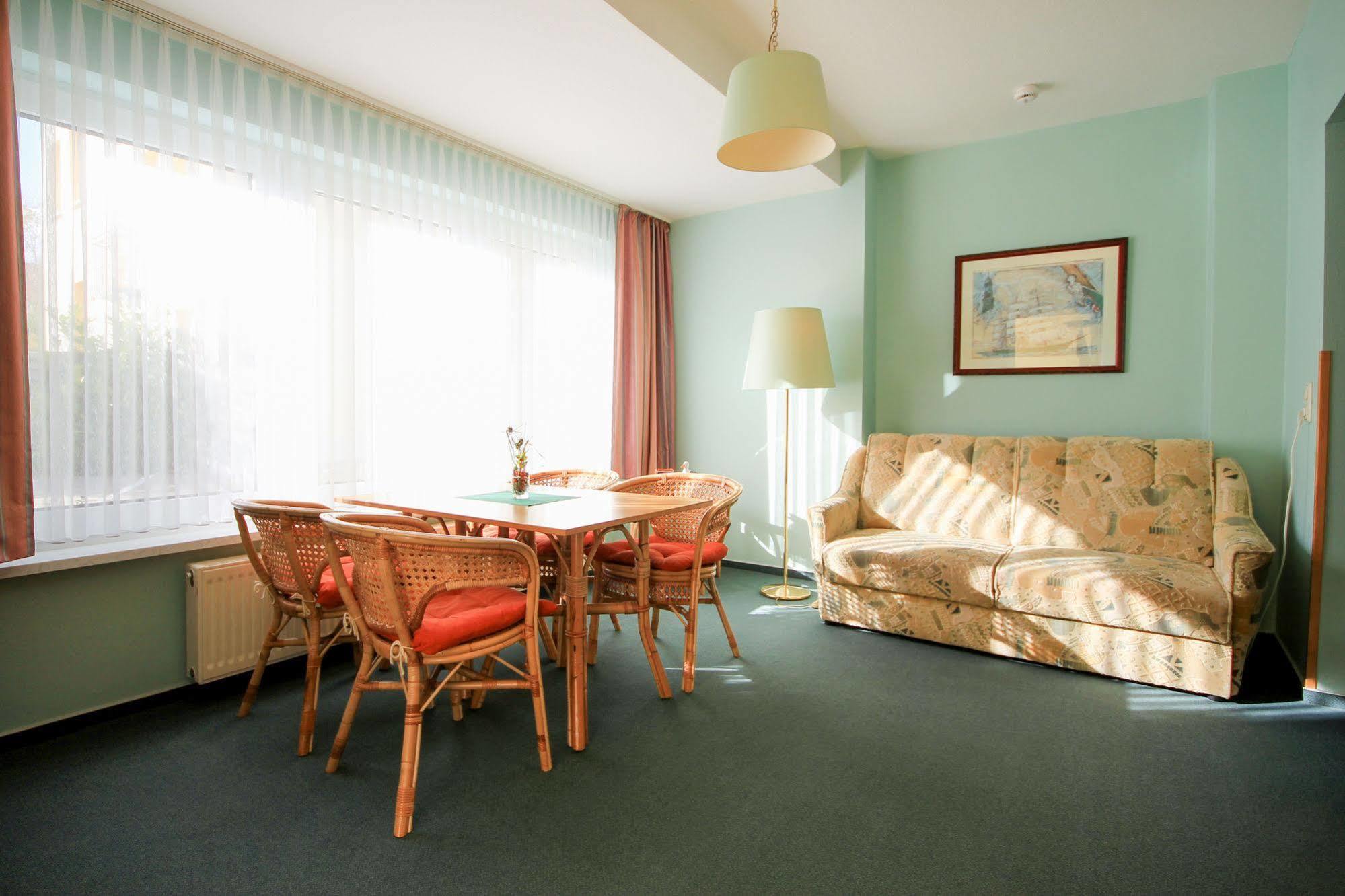 Ostseebad Kühlungsborn Appartementhaus Zum Strandkorb מראה חיצוני תמונה
